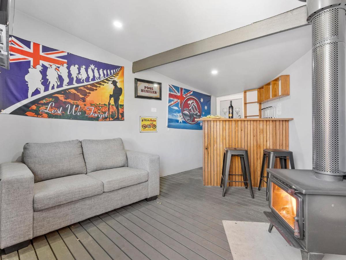 Stunning 4Br Cottage In The Heart Of Ballarat - Pet Friendly & Fast Wifi Luaran gambar